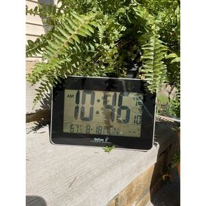 SkyScan Wood Framed Atomic Clock  88900/88901 NO OUTDOOR SENSOR Tested & Working